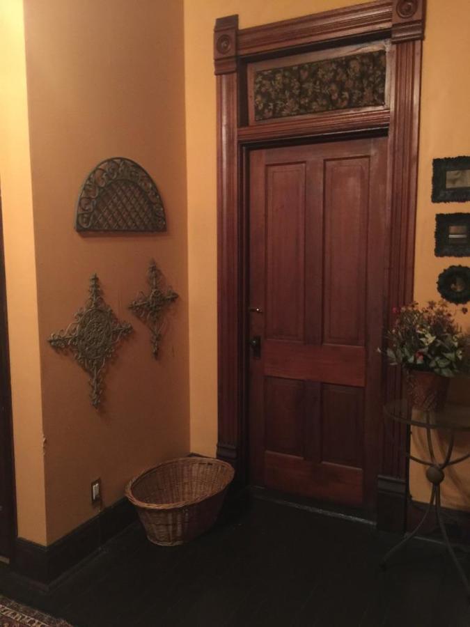 Fig Tree Manor Bed and breakfast 3*