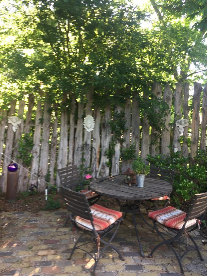 Fig Tree Manor Bed and breakfast 3*