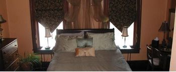 Bed and breakfast Fig Tree Manor 3*